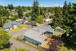 3105 13th St, Bremerton, WA 98312 - Photo 2