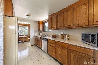 3105 13th Street, Bremerton, WA 98312 - Photo 12