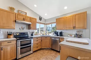 9505 Bridge Rd SE, Yelm, WA 98597 - Photo 10
