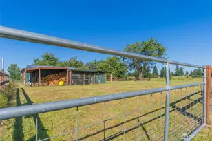 9505 Bridge Rd SE, Yelm, WA 98597 - Photo 32