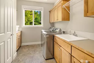 27520 SE 31st Pl, Sammamish, WA 98075 - Photo 18