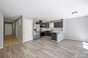19306 75th Street E, Bonney Lake, WA 98391 - Photo 4