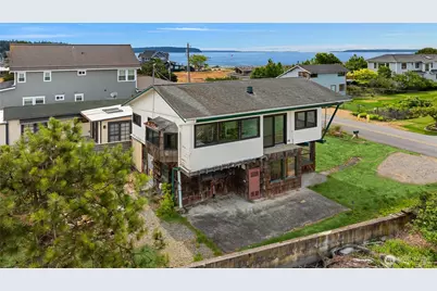 2403 Sunlight Beach Road, Clinton, WA 98236 - Photo 16
