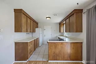 4616 S Burkhart Dr, Tacoma, WA 98409 - Photo 16