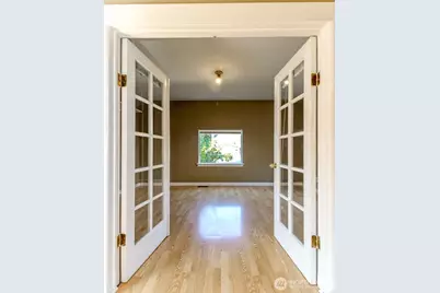 611 N Junett Street N, Tacoma, WA 98406 - Photo 28