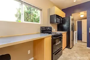 611 N Junett Street N, Tacoma, WA 98406 - Photo 32