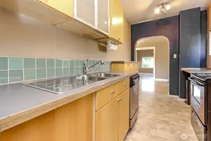 611 N Junett Street N, Tacoma, WA 98406 - Photo 36