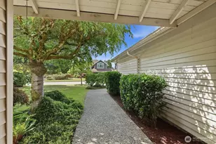 1419 243rd Pl SE, Bothell, WA 98021 - Photo 4