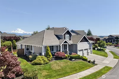 32 Mount Rainier Loop E, Bonney Lake, WA 98391 - Photo 2