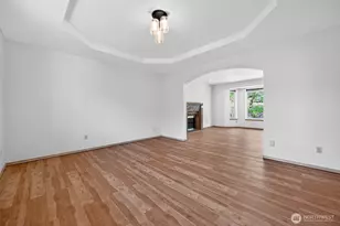 18432 W Lake Desire Dr SE, Renton, WA 98058 - Photo 18