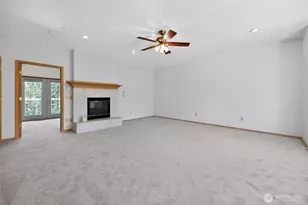18432 W Lake Desire Dr SE, Renton, WA 98058 - Photo 8