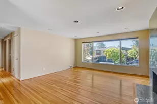 10012 NE 22nd St, Bellevue, WA 98004 - Photo 4