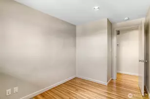 10012 NE 22nd St, Bellevue, WA 98004 - Photo 10