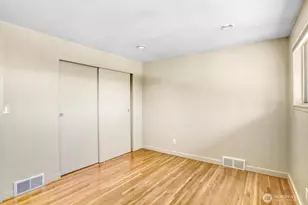 10012 NE 22nd St, Bellevue, WA 98004 - Photo 12