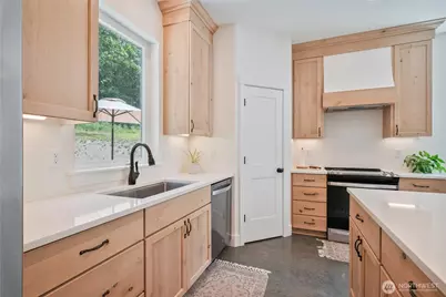 1013 N Bodine Road, Kelso, WA 98626 - Photo 14