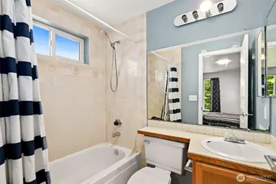22810 30th Avenue S #B302, Des Moines, WA 98198 - Photo 12