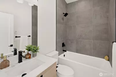 332 NE 90th Street, Seattle, WA 98115 - Photo 18