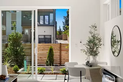 332 NE 90th Street, Seattle, WA 98115 - Photo 6