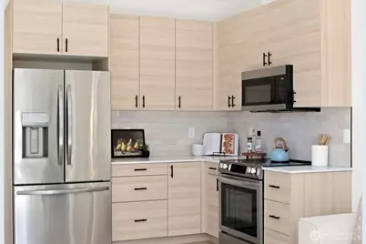 332 NE 90th Street, Seattle, WA 98115 - Photo 14