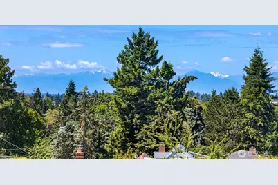 332 NE 90th Street, Seattle, WA 98115 - Photo 22