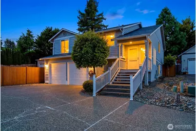 7624 E Casino Road, Everett, WA 98203 - Photo 1