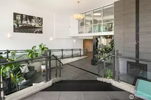 699 John St, Seattle, WA 98109 - Photo 32