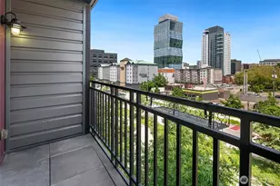 699 John St, Seattle, WA 98109 - Photo 24