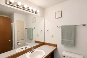 10820 NE 183rd Ct, Bothell, WA 98011 - Photo 28