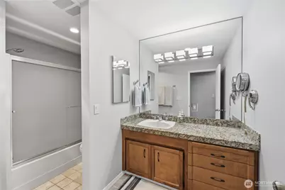 809 N G Street #202, Tacoma, WA 98403 - Photo 28