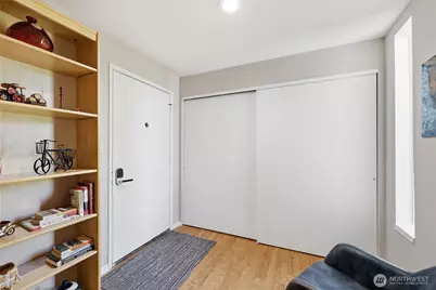 809 N G Street #202, Tacoma, WA 98403 - Photo 8