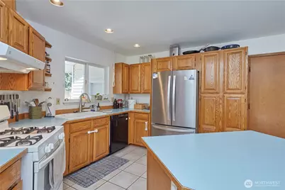 3903 NW Martha Lane, Silverdale, WA 98383 - Photo 16
