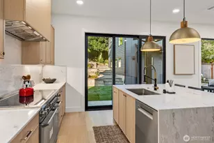 3832 32nd Ave W, Seattle, WA 98199 - Photo 12