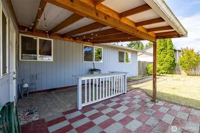 1215 E Gilkey Road, Burlington, WA 98233 - Photo 24