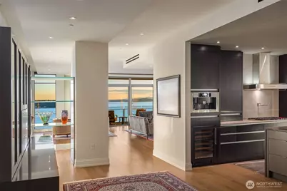 99 Union Street #1801, Seattle, WA 98101 - Photo 10