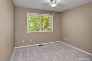 14423 SE 89th Pl, Newcastle, WA 98059 - Photo 18