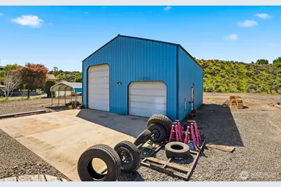 15180 Cottonwood Canyon Road, Yakima, WA 98908 - Photo 26