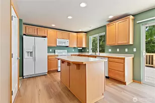 8412 205th St Ct E, Spanaway, WA 98387 - Photo 4