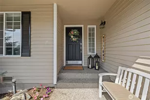 2204 112th Dr NE, Lake Stevens, WA 98258 - Photo 2