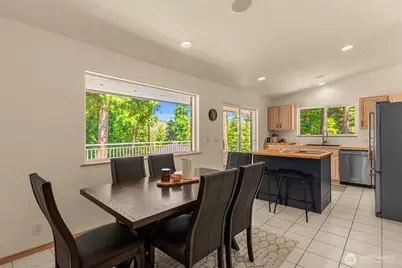 3050 Pinehurst Place, Wenatchee, WA 98801 - Photo 8