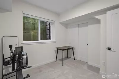 5244 Brooklyn Avenue NE #A, Seattle, WA 98105 - Photo 14