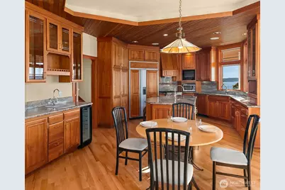 8204 East Side Drive NE, Tacoma, WA 98422 - Photo 14