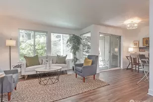 300 N 130th, Seattle, WA 98133 - Photo 2
