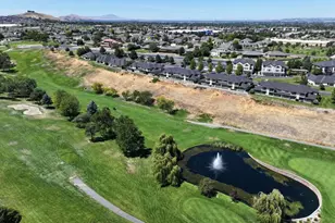 3710 W Canyon Lakes Dr, Kennewick, WA 99337 - Photo 2