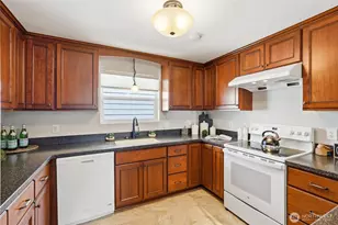 1931 Hoyt Ave, Everett, WA 98201 - Photo 14