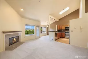 3540 Lake Washington Blvd SE, Bellevue, WA 98006 - Photo 2