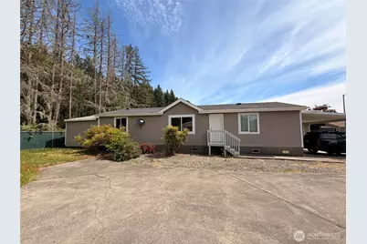 201 W Oakview Avenue #24, Centralia, WA 98531 - Photo 1