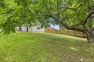 20211 24th Ave NE, Shoreline, WA 98155 - Photo 24