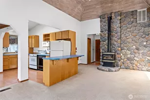 13327 Agate Beach Rd, Anderson Island, WA 98303 - Photo 18