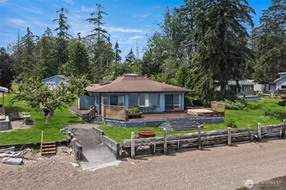 13327 Agate Beach Road, Anderson Island, WA 98303 - Photo 2