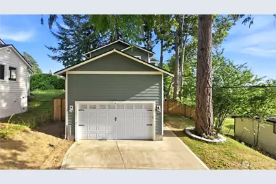 3631 W F Street, Bremerton, WA 98312 - Photo 32